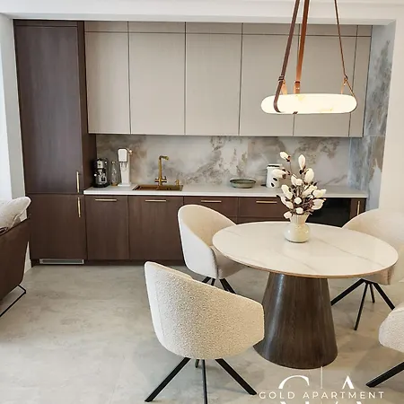 Gold E47 Let's Sea Baltic Park Appartement