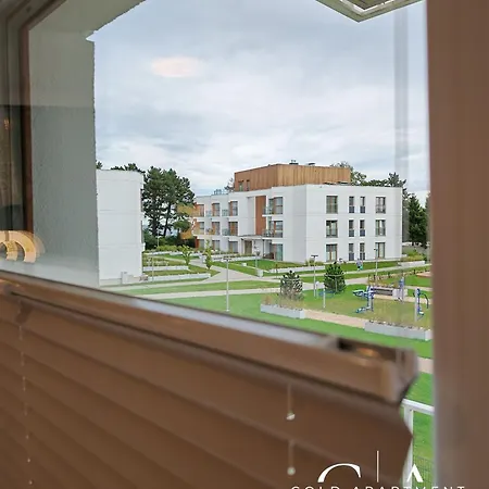 Gold E47 Let's Sea Baltic Park Apartmán *