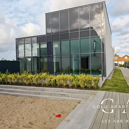 Gold E47 Let's Sea Baltic Park